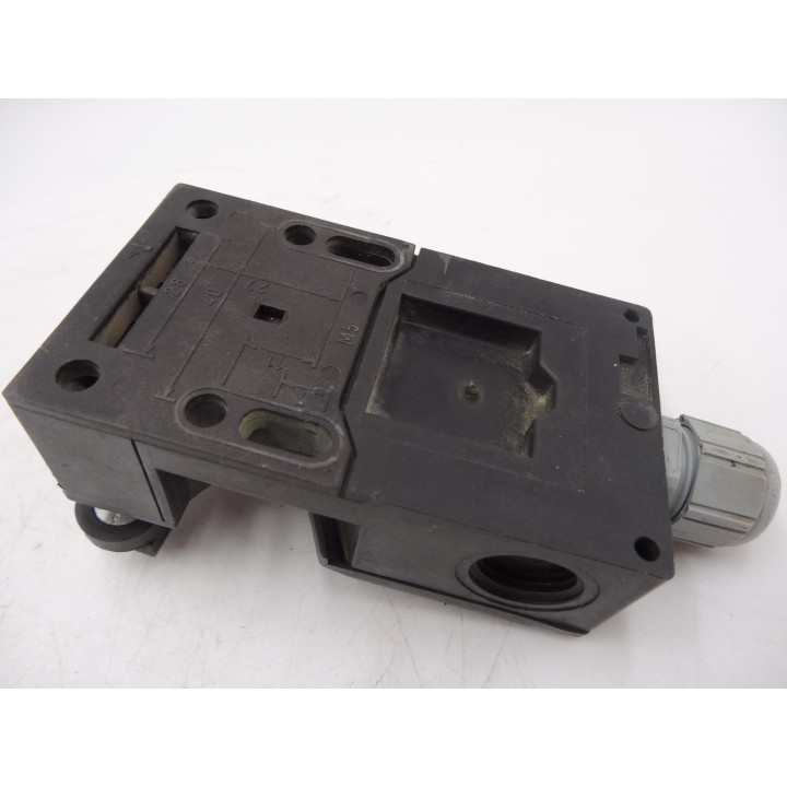 Schmersal AZ16-03ZVRK-M16-2254