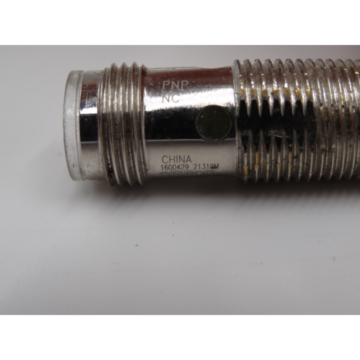 Omron E2A-M12KS04-M1-B2