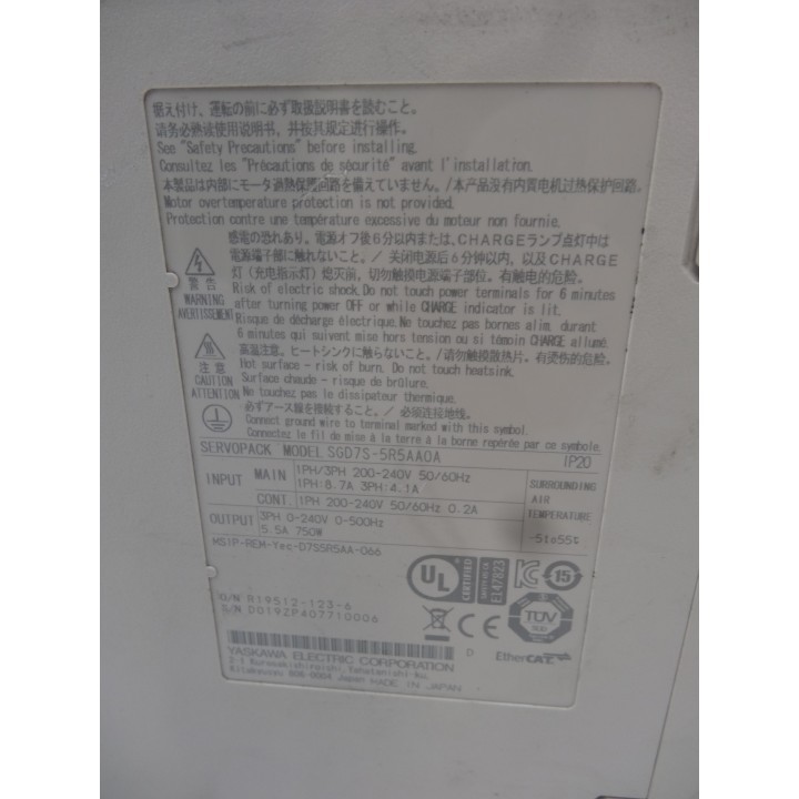 Yaskawa Electric SGD7S-5R5AA0A