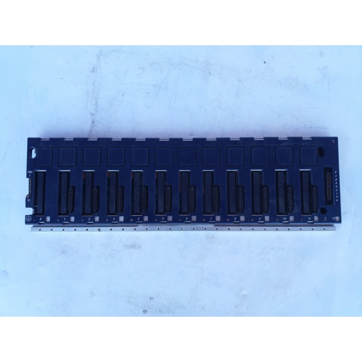 FANUC Series 90-30 IC695CHS012-DA