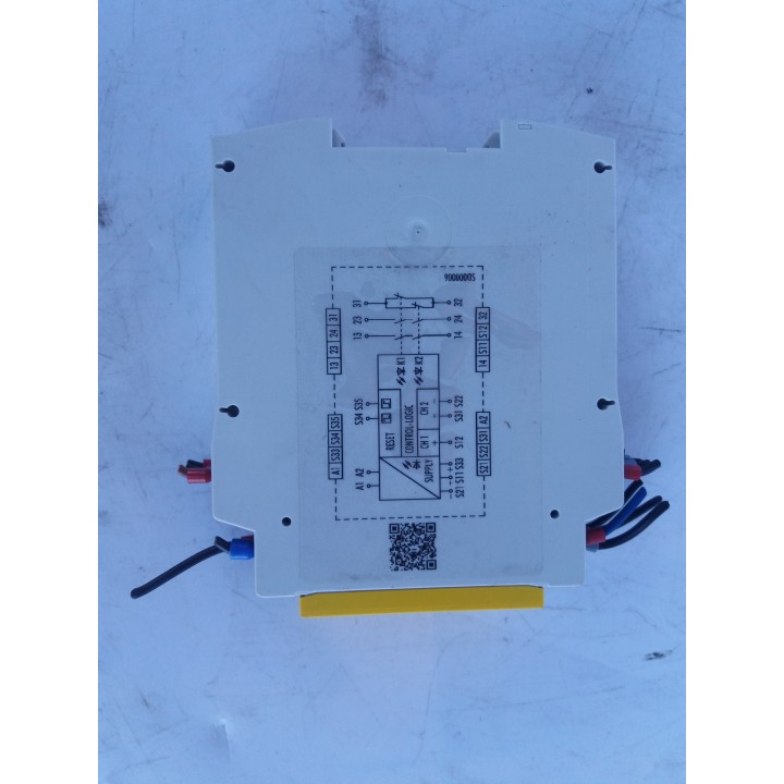 Schleicher Electronic GmbH & Co. KG SNO 4062KM-A Safety Relay D-01