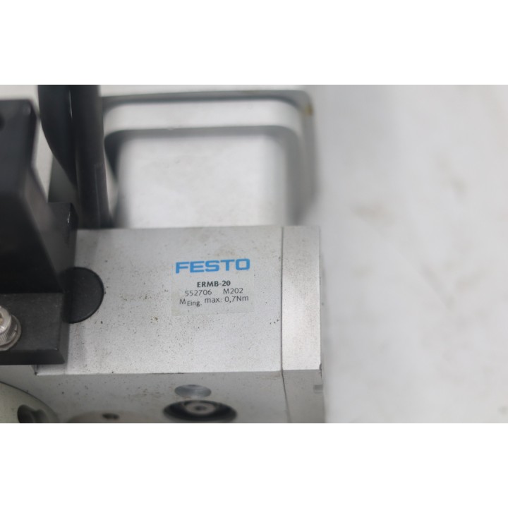 Yaskawa Electric SGM7J-04A7A6C + ERMB-20