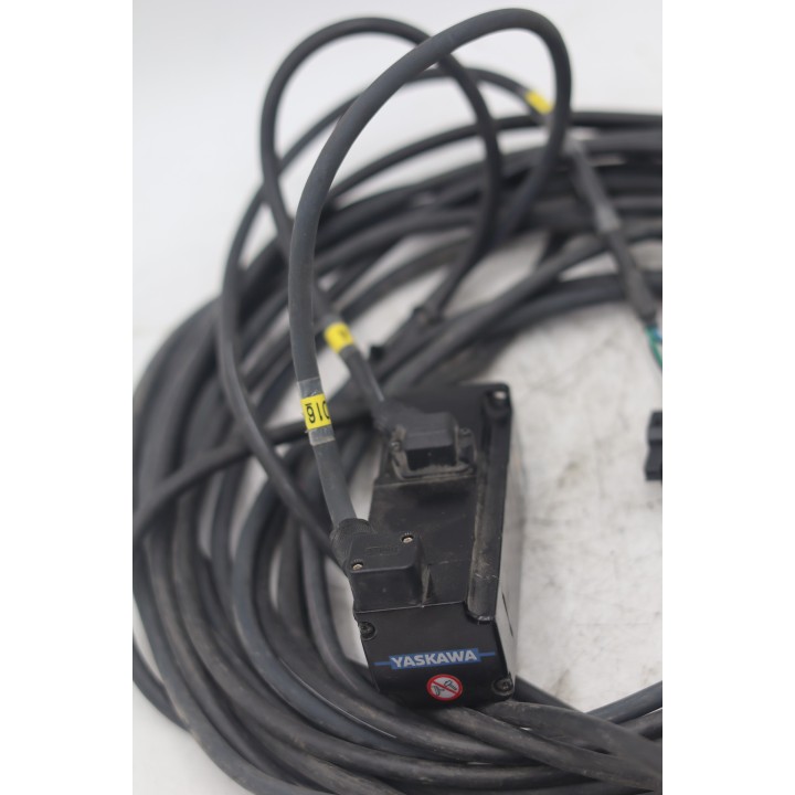 Yaskawa Electric SGM7J-01A7A6C + JZSP-C7M14F-07-E