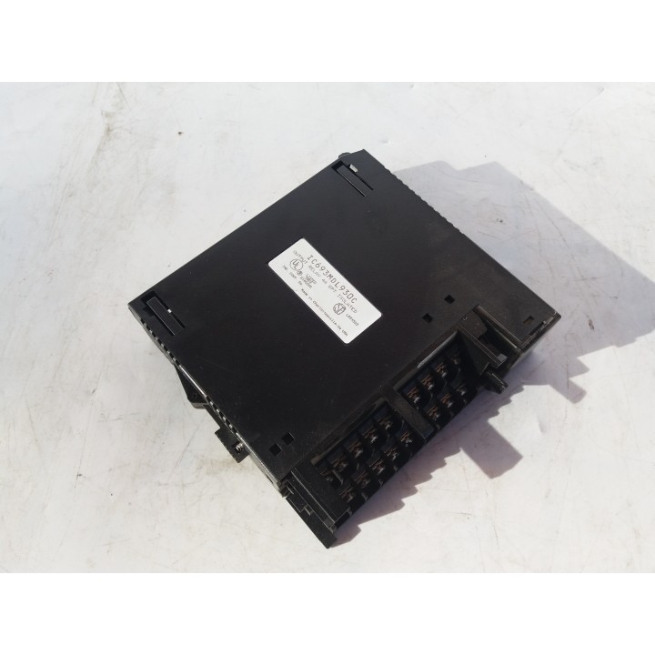 FANUC Seria 90-30 IC693MDL930C