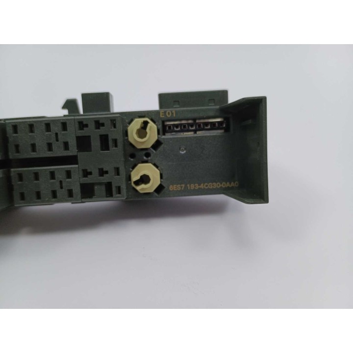 SIEMENS 6ES7138-4FR00-0AA0