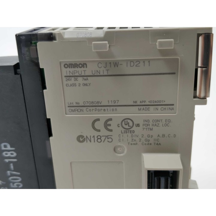 OMRON CJ1W-ID211