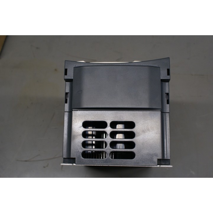 SCHNEIDER ELECTRIC ATV71HU40N4