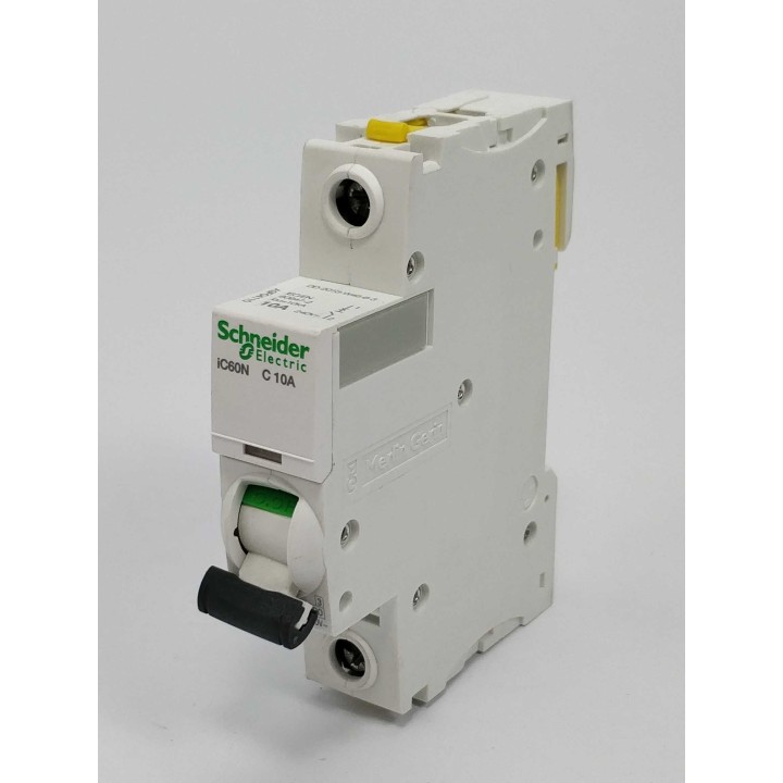 Schneider Electric iC60N C10A
