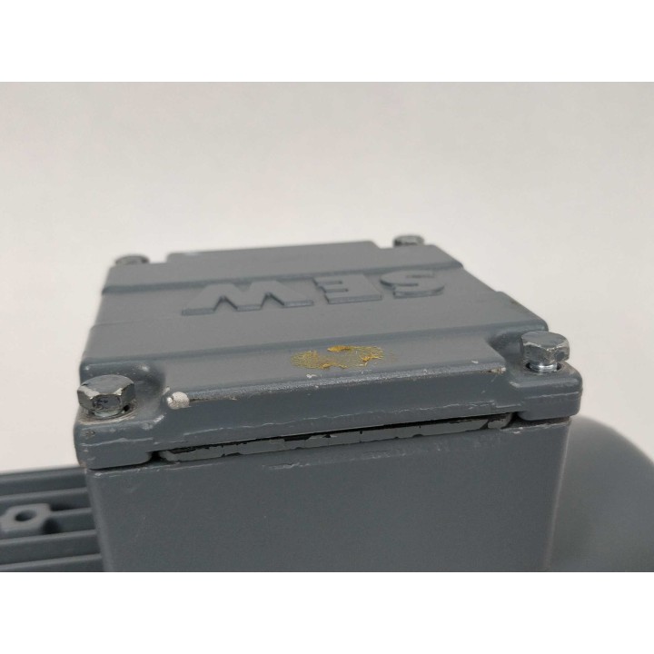 SEW-EURODRIVE SA37 DT80K4/TH