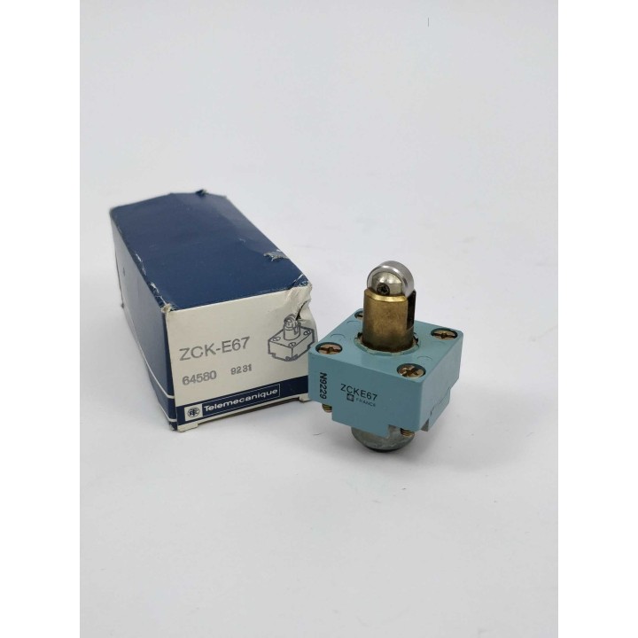 Telemecanique ZCK-E67