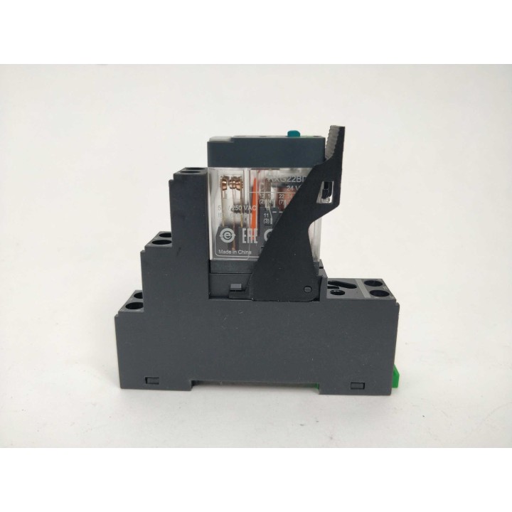 Schneider Electric Relay RXG22BD + support RGZE1S48M