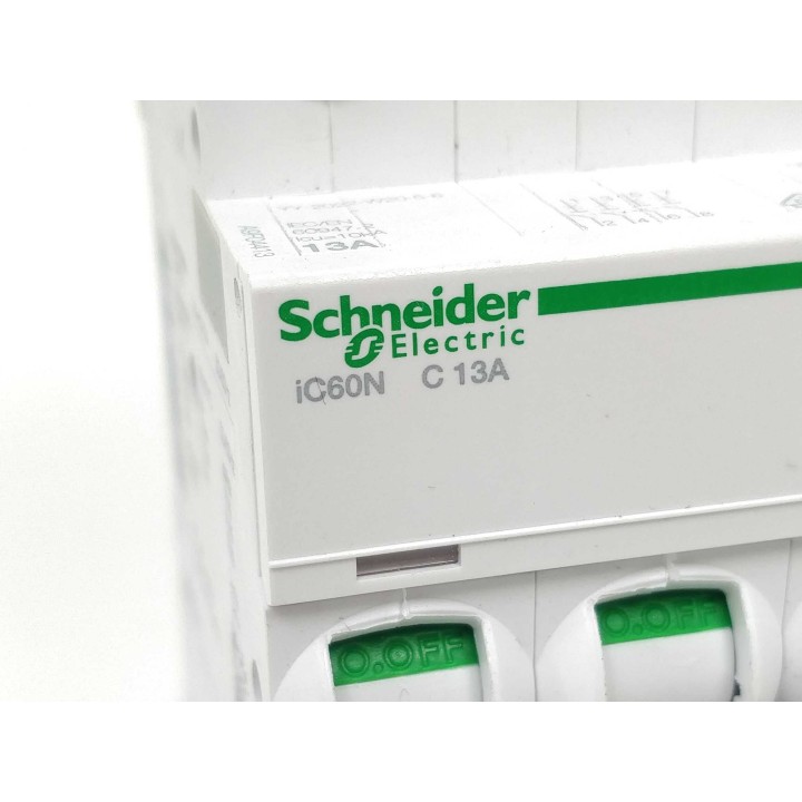 Schneider Electric A9F04413