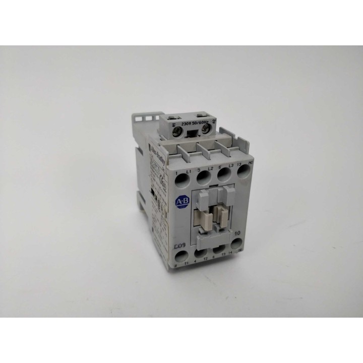 Allen-Bradley 100-C09*10
