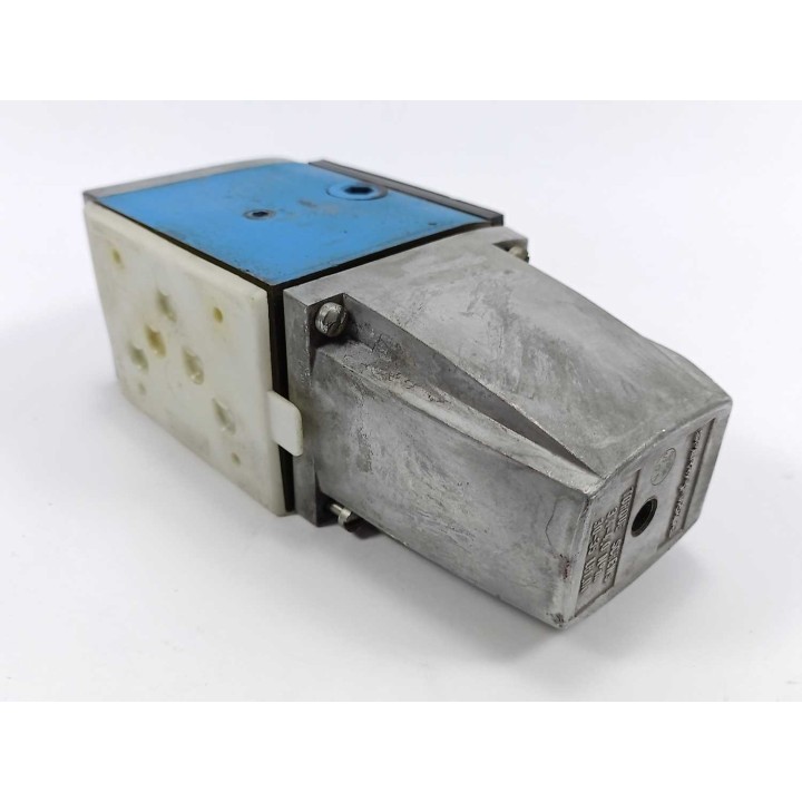 Sperry Vickers DG4S2L 012A 220AC50 50UG