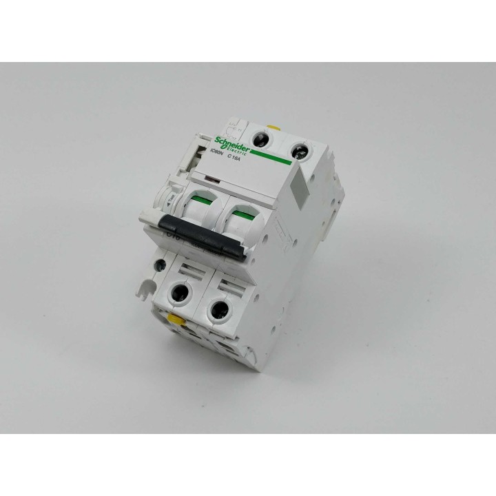 Schneider Electric A9F04216
