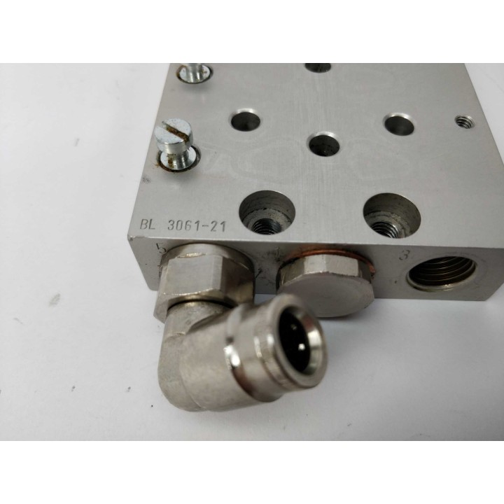  BL3061-21