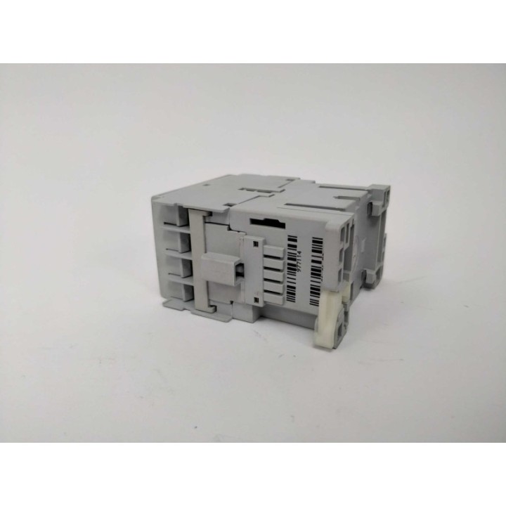 AB 100-C09*10
