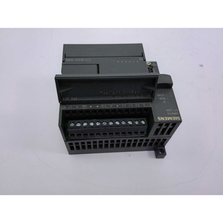 SIEMENS 6ES7211-0BA22-0XB0