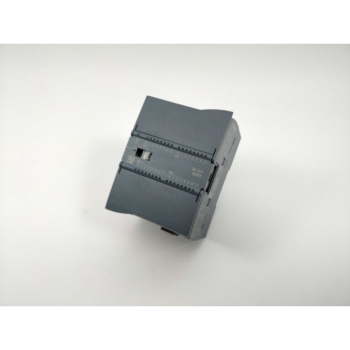 SIEMENS 6ES7223-1PL32-0XB0