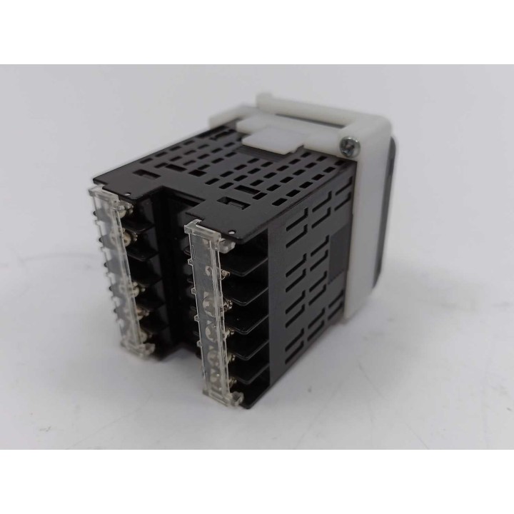 OMRON Corporation E5CC-QX3D5M-000