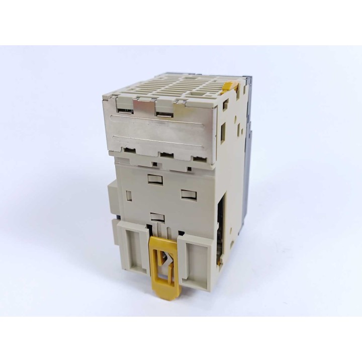 OMRON CJ1M-CPU21