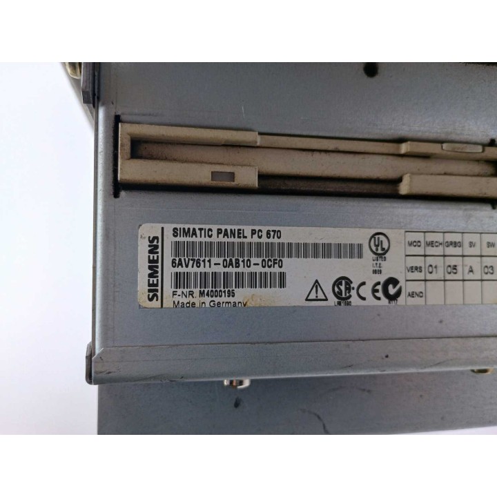SIEMENS 6AV7611-0AB10-0CF0