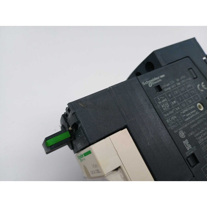 Schneider Electric LUCA12BL