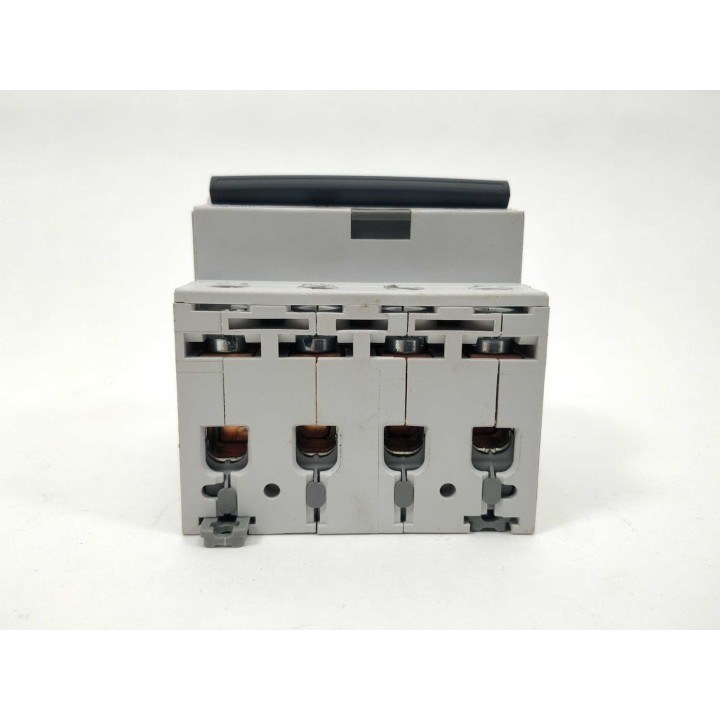 Legrand C16