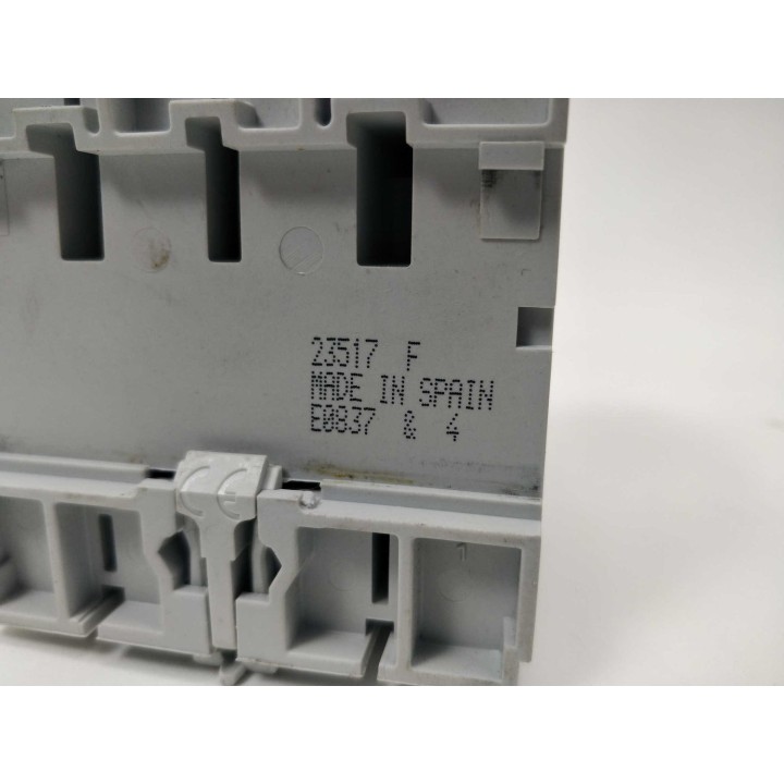 Merlin Gerin Multi9. 23517