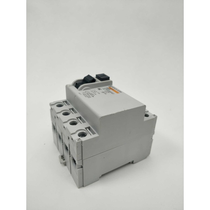 Merlin Gerin Multi9. 23517
