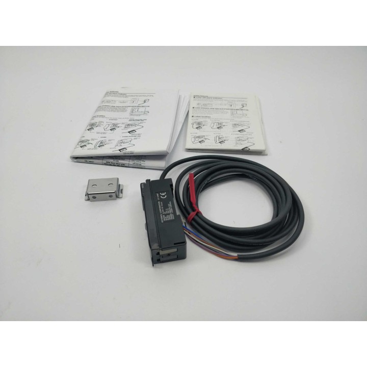 KEYENCE  LV-51MP