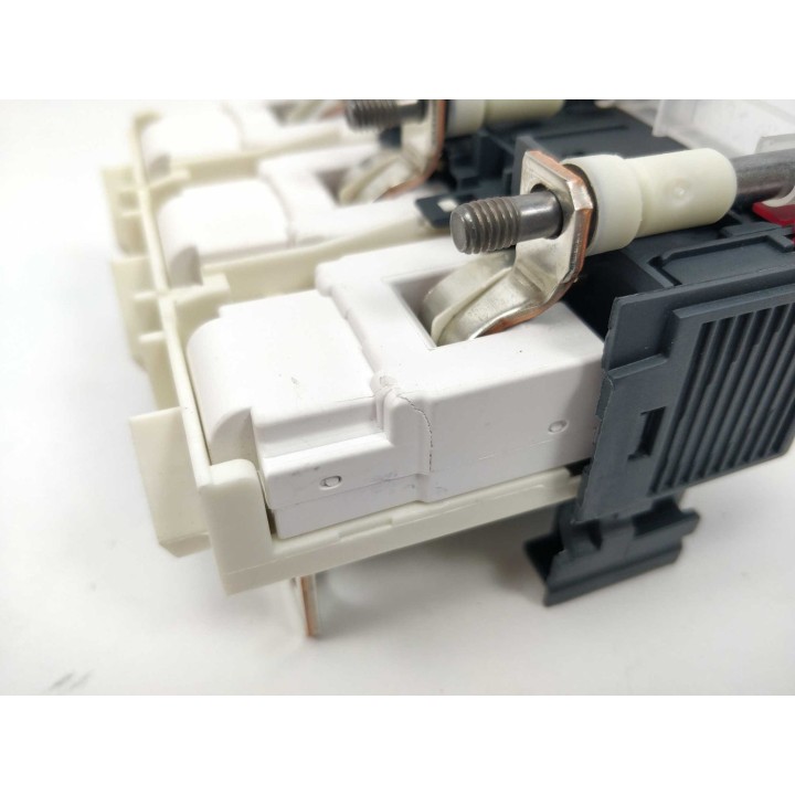 Schneider Electric LV429070