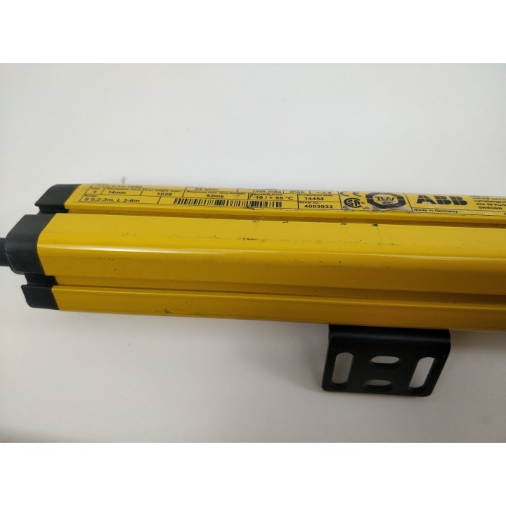 ABB   Jokab Safety FRII-4-14-1050