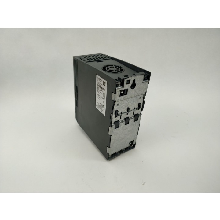 SIEMENS 6SL3210-1KE11-8UF2