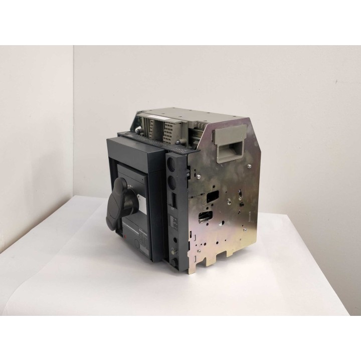 Schneider Electric NS630b N