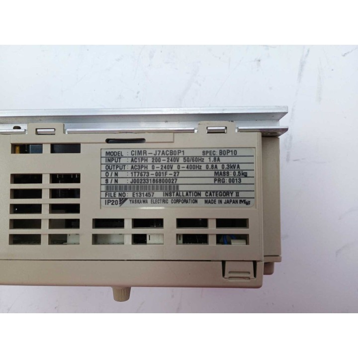 OMRON   YASKAWA CIMR-J7ACB0P1