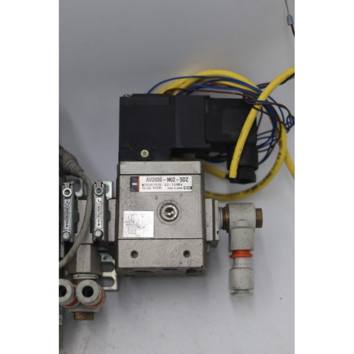 SMC Zestaw SMC AW20-N02-CZ + AV2000-N02-5DZ + VHS20-N02-Z + ISE40A-N01-Y-P