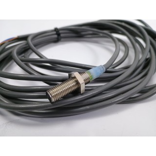 OMRON E2A-S08KS02-WP-B1