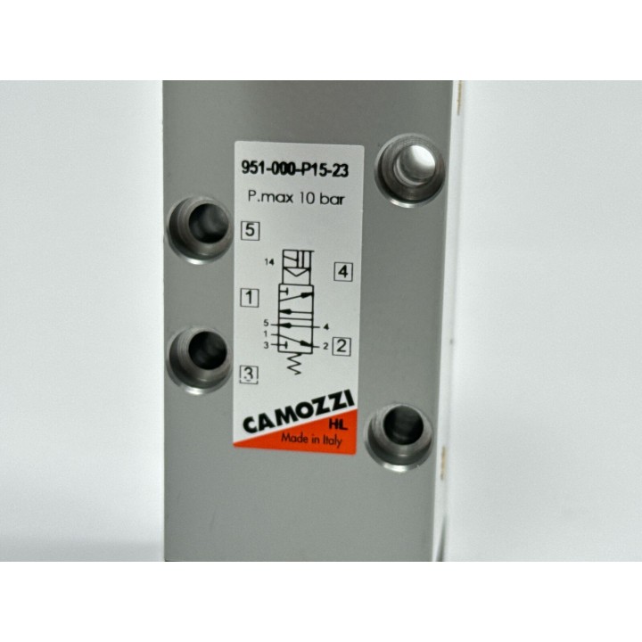 CAMOZZI 951-000-P15-23