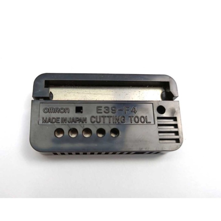 OMRON E32-EC41