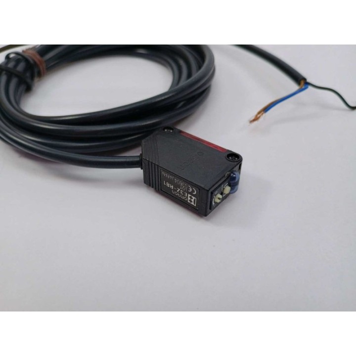 OMRON E3Z-R81