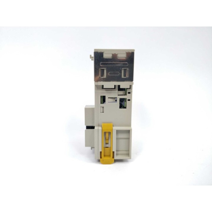OMRON CJ1W-NC882