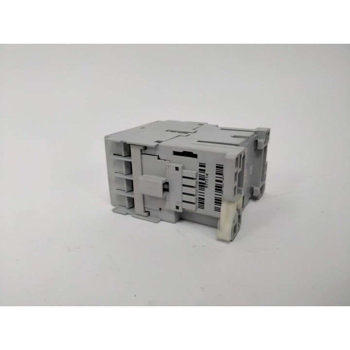 AB 100-C09*10