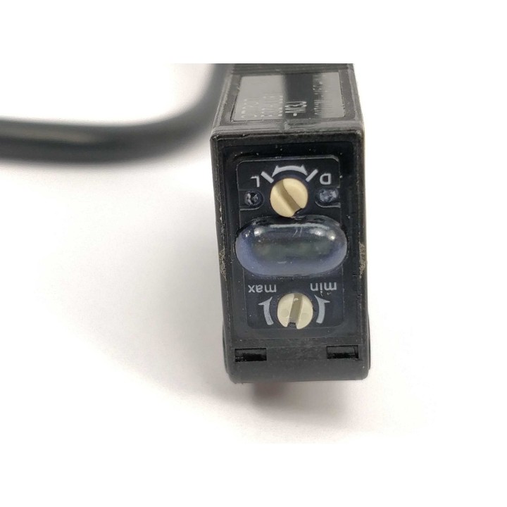 OMRON E3Z-LL81-M3J