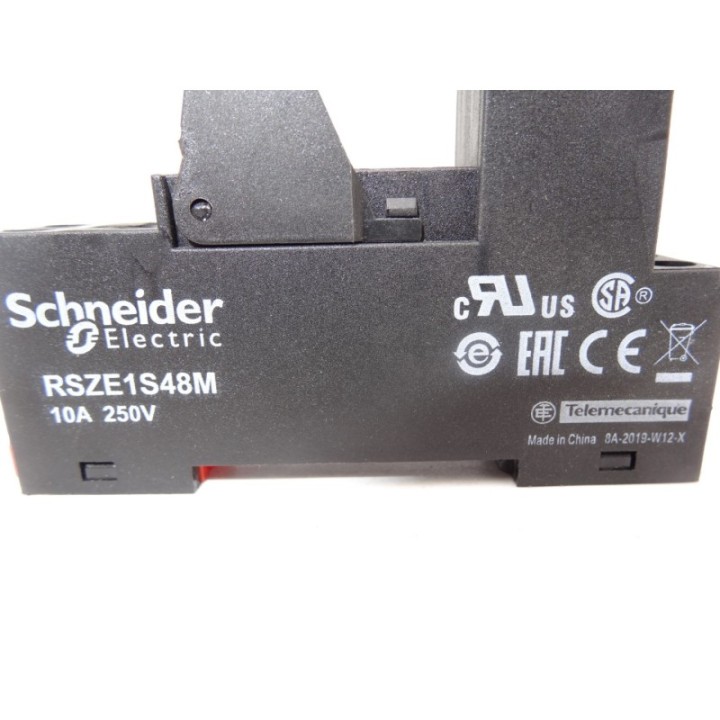 SCHNEIDER ELECTRIC  Schneider Electric RSZE1S48M