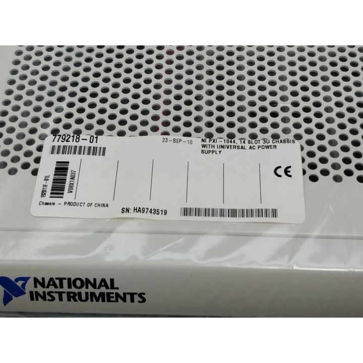 National Instruments PXI-1044