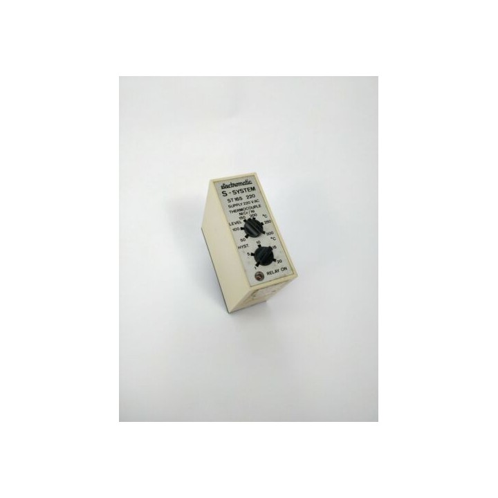 Carlo Gavazzi ST165 220